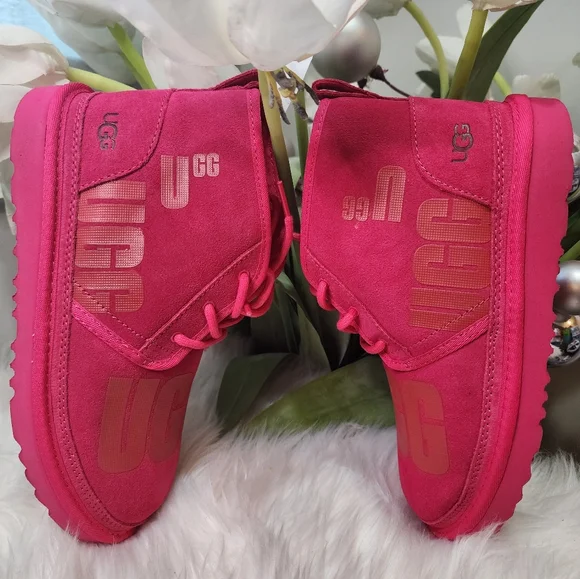 Ugg Big Kid Neumel Hot Pink Chukka Boots New